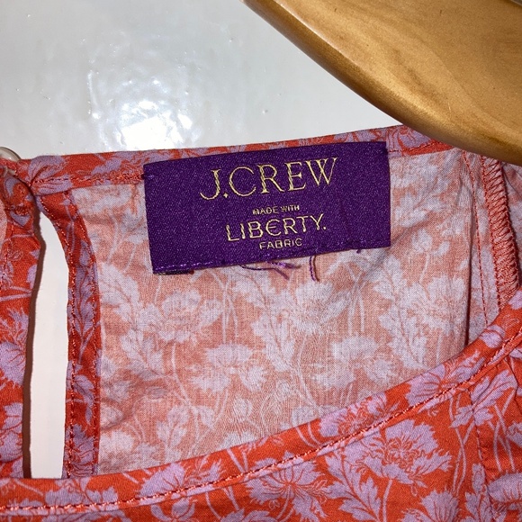 Puff-Sleeve Shirt in Liberty - Picture 4 of 9